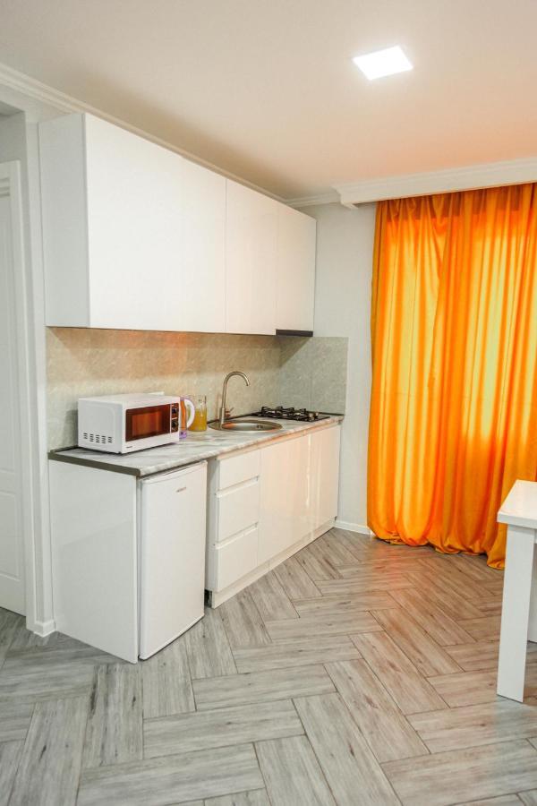 Apartment "B" With A Separate Bedroom Tbilisi Eksteriør billede